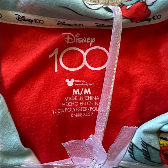 CHRISTMAS Pajamas Disney 100 Women's Medium Mickey Mouse Minnie Sledding - Picture 4 of 5